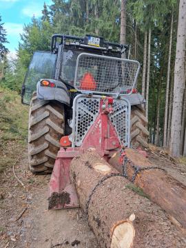 Tractor forestal VALTRA T193 |  Maquinaria forestal | Maquinaria de carpintería | KOMITrade s.r.o.